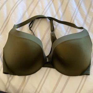Victoria’s Secret front close racer back bra